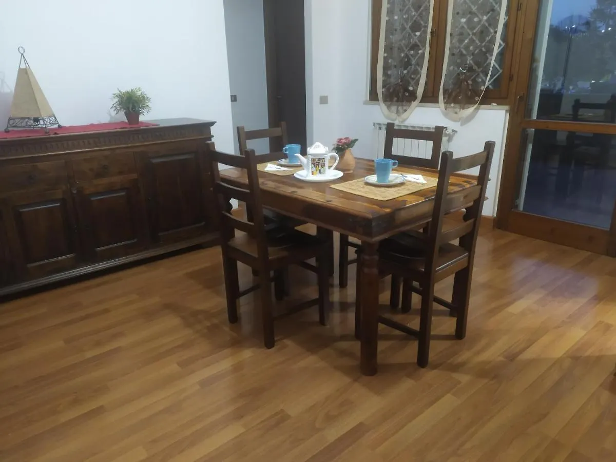 Appartamento con due camere pressi Eur Roma